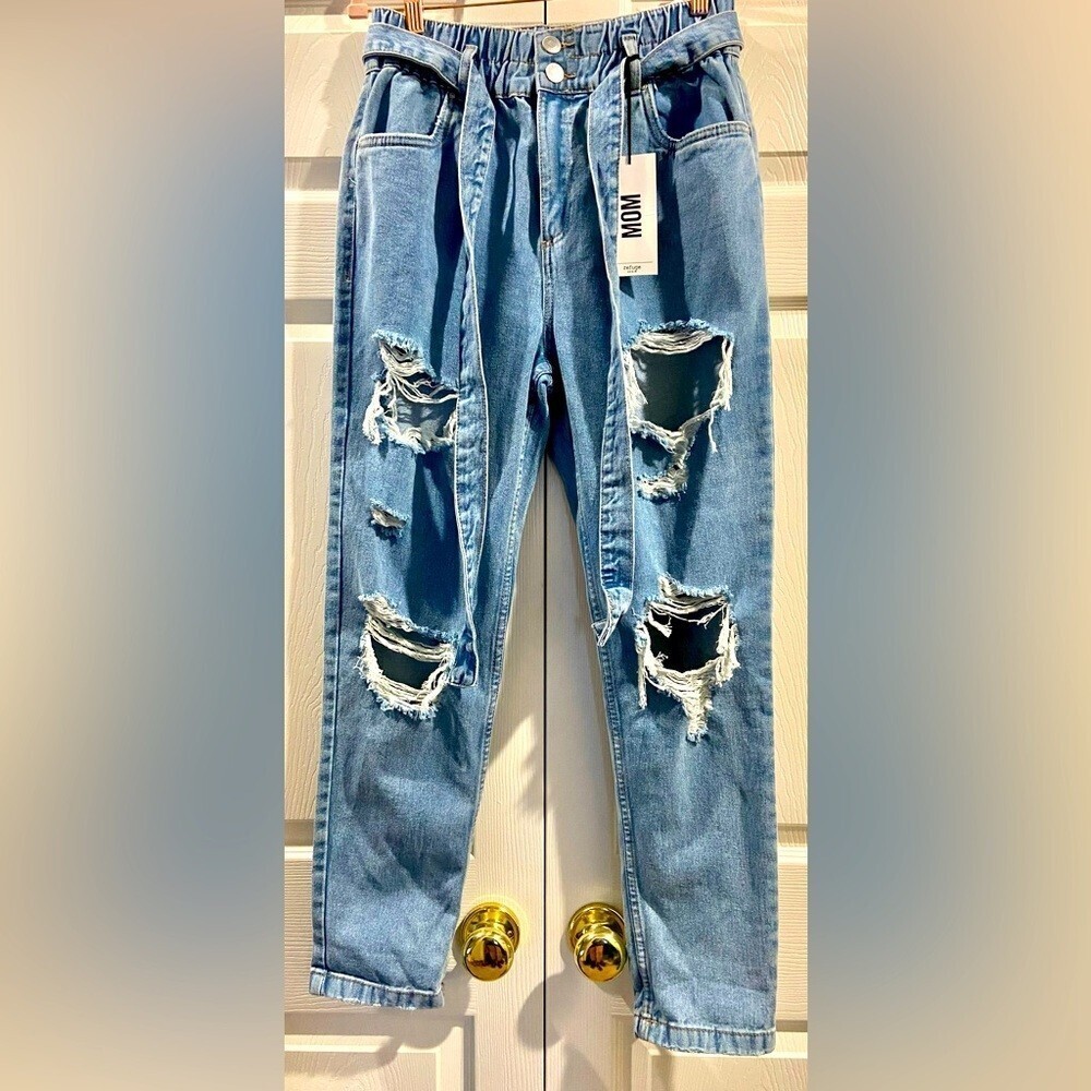 Refuge Denim Mom Jeans Women's Distressed Light Blue Size Large 10/12